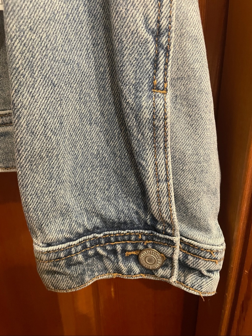 NWT Judy Blue Denim Jacket Faded Light Wash - Picture 6 of 8